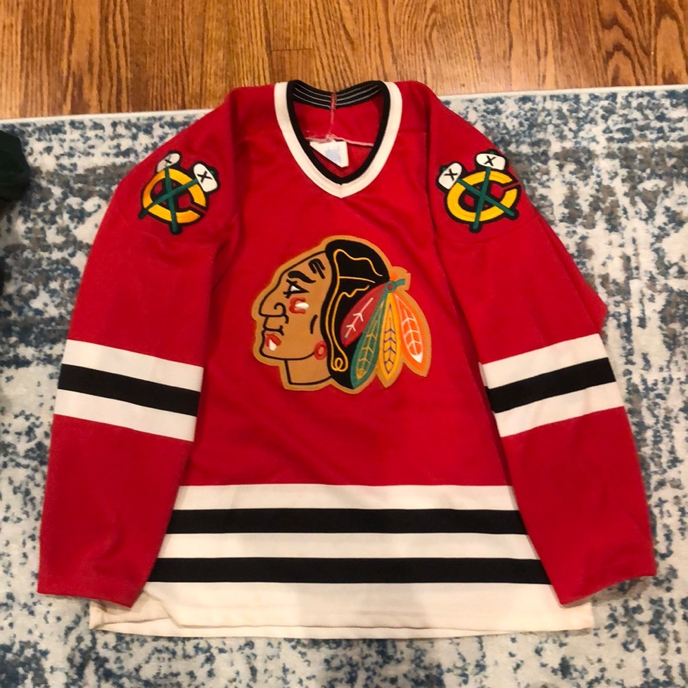 Vintage Chicago Blackhawks Jersey